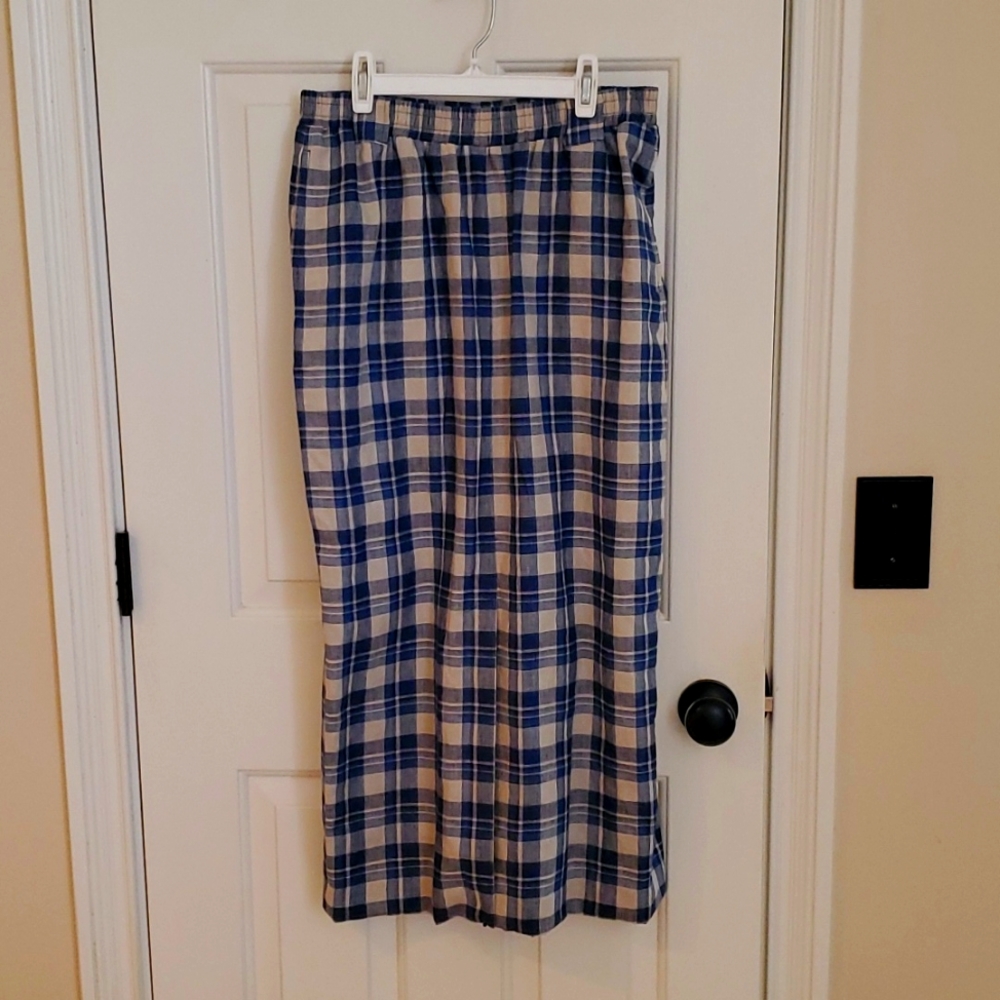 J. Peterman vintage 100% linen skirt, blue plaid, size 10, side pockets.